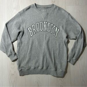 Aerie Oversized Gray Waffleknit Brooklyn Graphic Crewneck Sweatshirt Size Medium